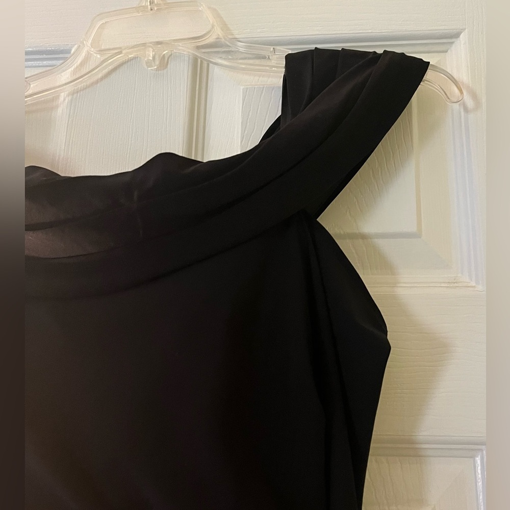 Mac Duggal NWT Black 1-Shoulder LS Rhinestone Sleeved on cuffs size 8 26… - Picture 8 of 13